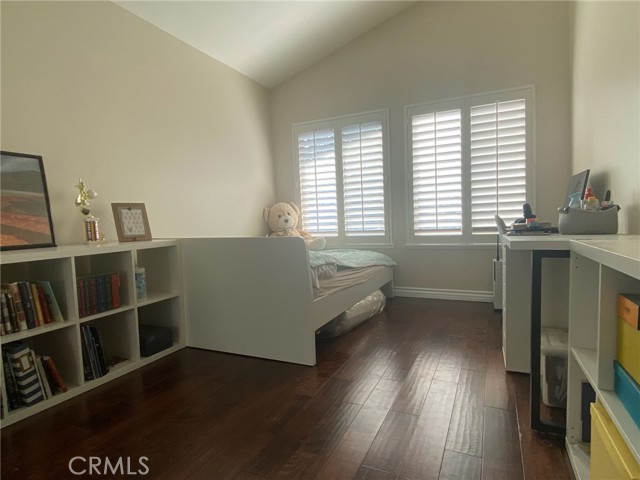 2408 N North Creek Lane, Fullerton CA: https://media.crmls.org/medias/d7d324ca-31ed-457a-ae2f-2d282a5756f7.jpg
