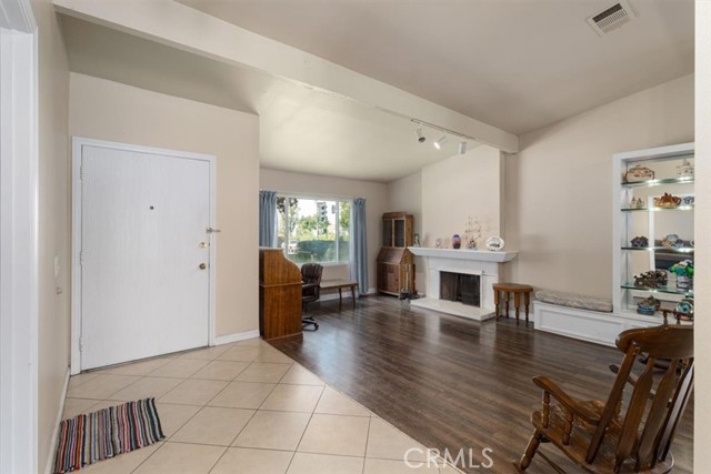 Detail Gallery Image 2 of 55 For 1193 W 13th St, Upland,  CA 91786 - 4 Beds | 2 Baths