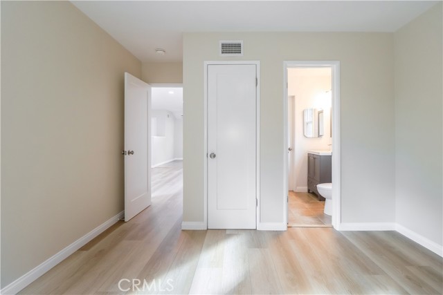 21032 Cantara Street, Canoga Park CA: https://media.crmls.org/medias/d7d4dee3-55a3-4987-9713-e59e5dc6954b.jpg