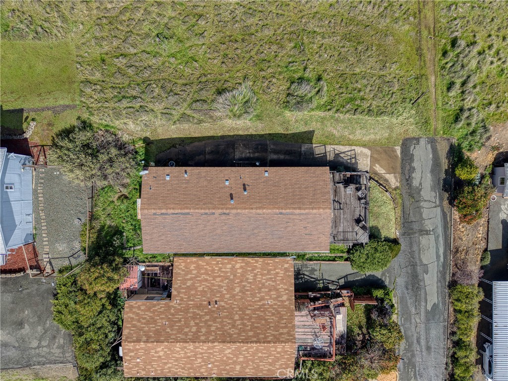 https://media.crmls.org/medias/d7d52bd5-d691-40d5-b2b3-0c36111a2559.jpg?preset=X-Large
