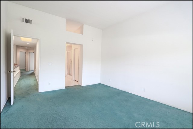 99 Mayfair, Aliso Viejo CA: https://media.crmls.org/medias/d7d61963-ce0a-45de-9550-7d71d9e4ec41.jpg