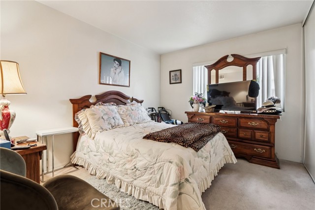 Detail Gallery Image 13 of 28 For 25821 via Kannela, Moreno Valley,  CA 92551 - 4 Beds | 3 Baths