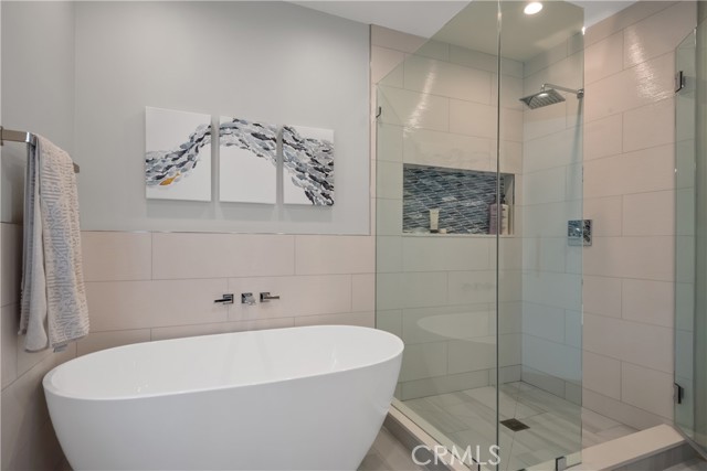 221 36th Street, Manhattan Beach, California 90266, 3 Bedrooms Bedrooms, ,3 BathroomsBathrooms,Residential,Sold,36th,SB22069794