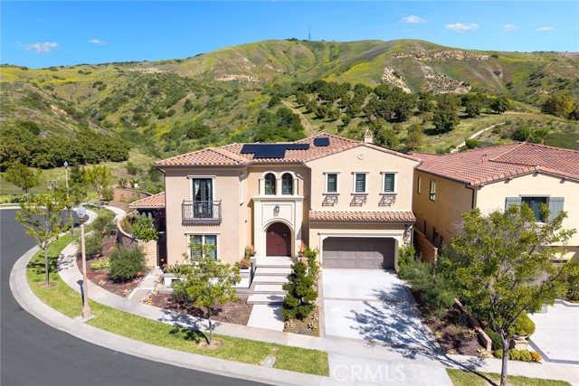 Detail Gallery Image 2 of 62 For 107 Clear Falls, Irvine,  CA 92602 - 5 Beds | 5/1 Baths