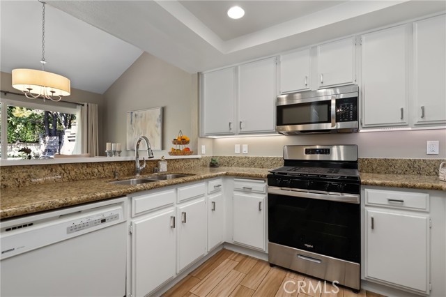 Detail Gallery Image 9 of 30 For 32075 via Tonada, San Juan Capistrano,  CA 92675 - 3 Beds | 2 Baths