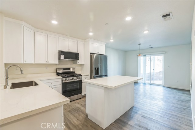 Detail Gallery Image 8 of 30 For 1325 Deodara Way, Paradise,  CA 95969 - 3 Beds | 2/1 Baths