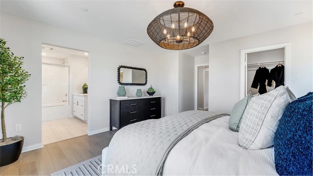 Detail Gallery Image 13 of 20 For 1211 Yeager Ave, Rialto,  CA 92376 - 4 Beds | 3 Baths