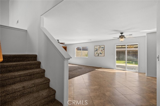 Detail Gallery Image 25 of 48 For 12303 Midtowne Dr, Bakersfield,  CA 93312 - 5 Beds | 2/1 Baths