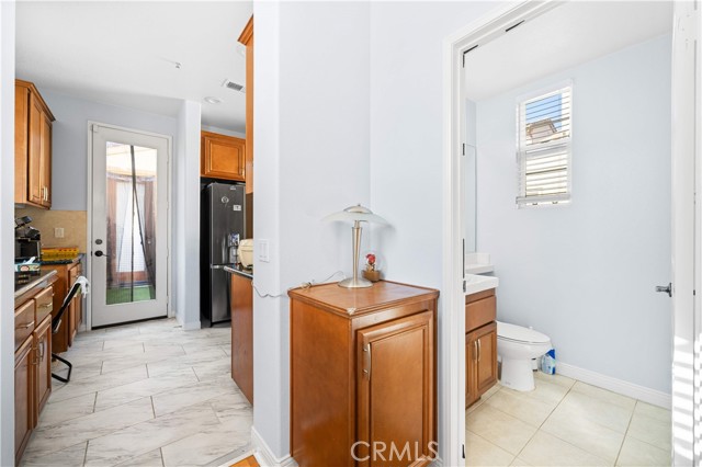 Detail Gallery Image 18 of 55 For 39 Tall Oak, Irvine,  CA 92603 - 2 Beds | 2/1 Baths