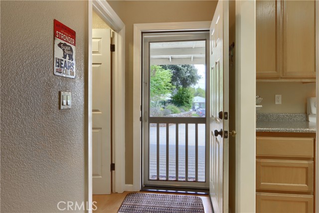 4986 7th Street, Mariposa CA: https://media.crmls.org/medias/d7daccb8-d45b-42a8-9d02-13bdf4f5cba5.jpg