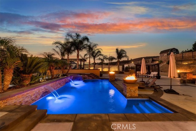 239 Cross Rail Lane, Norco CA: https://media.crmls.org/medias/d7dc13bd-8783-4328-a330-065d32ec5b03.jpg