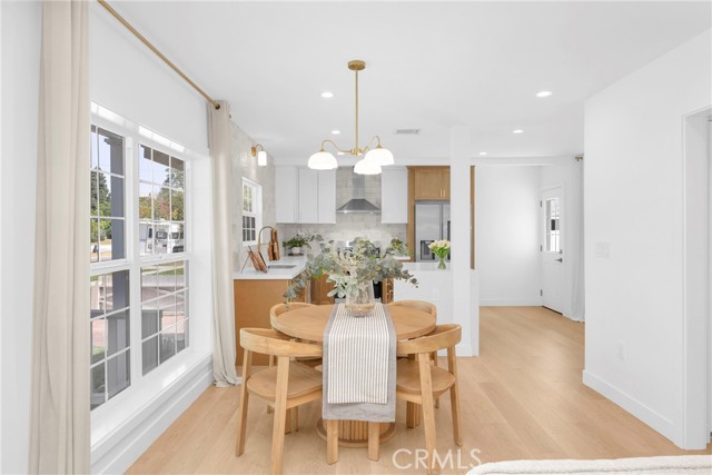 3306 San Anseline Avenue, Long Beach CA: https://media.crmls.org/medias/d7dc233d-2703-43b4-a77e-abc28aa68394.jpg