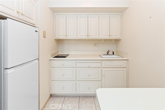 24055 Paseo Del Lago, Laguna Woods CA: https://media.crmls.org/medias/d7dc293e-df9b-4957-8c24-c0b354b66402.jpg