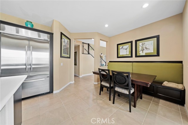 12729 Indian Ocean Drive, Etiwanda CA: https://media.crmls.org/medias/d7dc3f51-928e-4469-8480-6152ac21b361.jpg