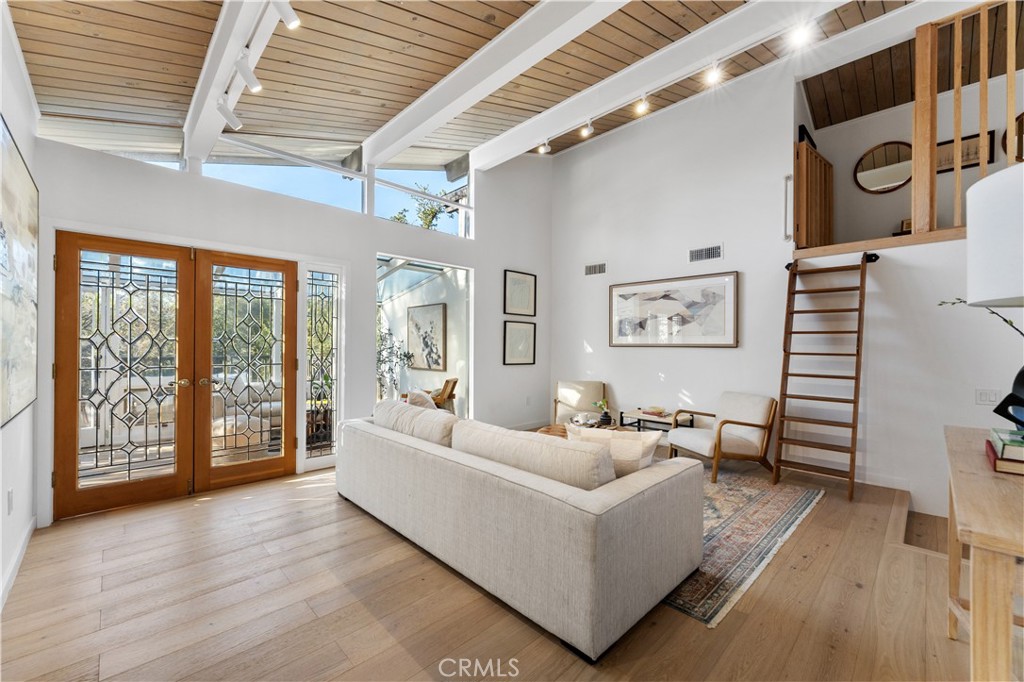 1240 Journeys End DriveLa Canada Flintridge img 3