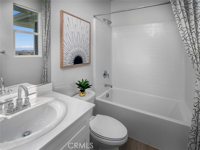 1565 Stratus Drive, Pomona CA: https://media.crmls.org/medias/d7ddefce-893e-4ea6-afd8-e10a5c8f579d.jpg