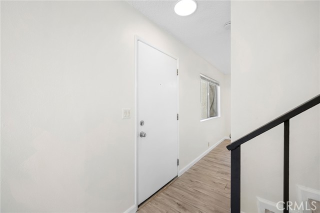 Detail Gallery Image 4 of 24 For 251 W Dryden St #16,  Glendale,  CA 91202 - 2 Beds | 1/1 Baths