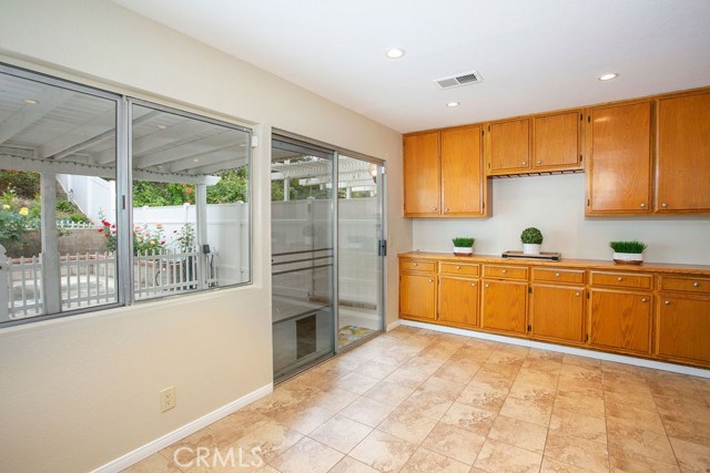 Detail Gallery Image 8 of 17 For 8482 E Amberwood St, Anaheim Hills,  CA 92808 - 3 Beds | 2/1 Baths