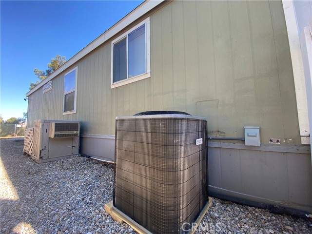 Detail Gallery Image 18 of 32 For 16294 Camelback Dr, Victorville,  CA 92395 - 3 Beds | 2 Baths