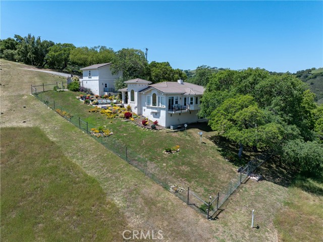 Detail Gallery Image 2 of 46 For 14600 El Monte Rd, Atascadero,  CA 93422 - 3 Beds | 2 Baths