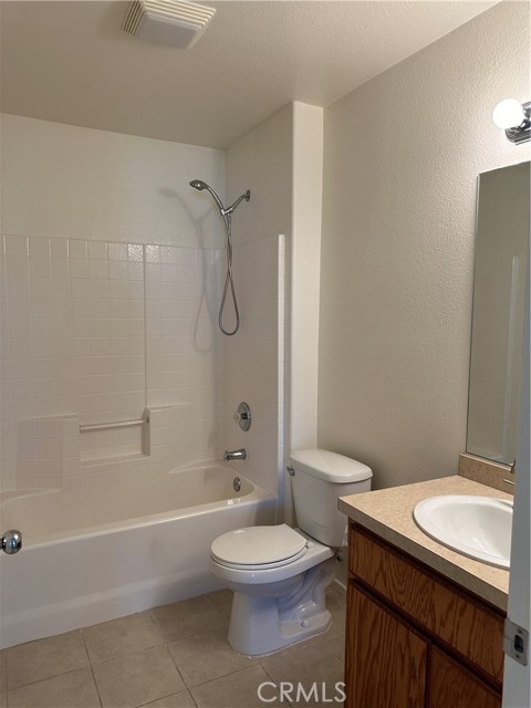 Detail Gallery Image 7 of 12 For 1267 Black Sea Ave, Thermal,  CA 92274 - 4 Beds | 2 Baths