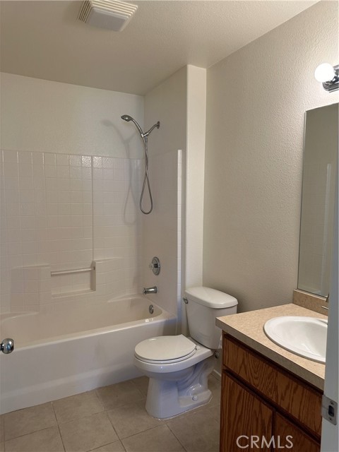 Detail Gallery Image 7 of 12 For 1267 Black Sea Ave, Thermal,  CA 92274 - 4 Beds | 2 Baths