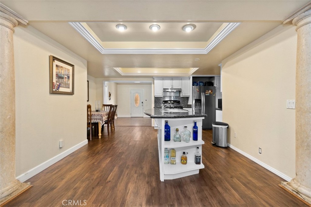 1523 W 12th Street