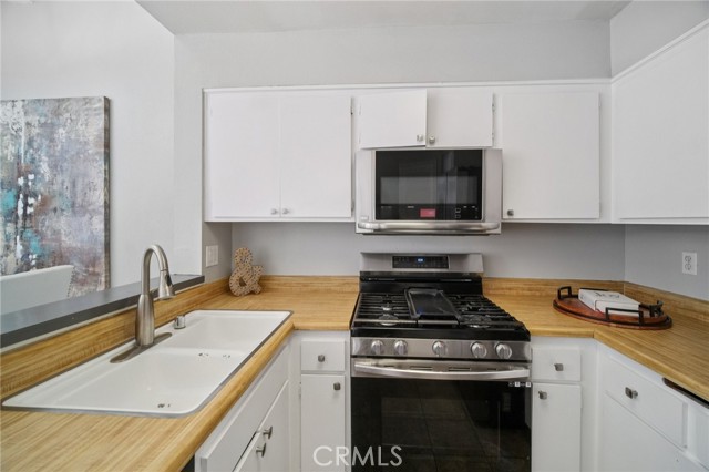 Detail Gallery Image 18 of 55 For 1730 Sinaloa Rd #308,  Simi Valley,  CA 93065 - 2 Beds | 1/1 Baths