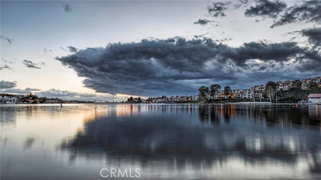 21321 Spruce, Mission Viejo CA: https://media.crmls.org/medias/d7e212b5-6c7f-47c3-bb97-d0f7843d93ae.jpg