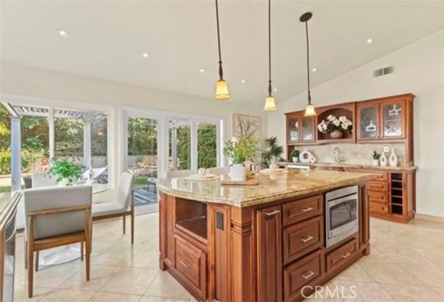 Detail Gallery Image 5 of 20 For 13 Grant, Irvine,  CA 92620 - 3 Beds | 2 Baths