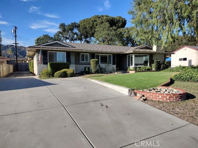 947 E Cypress Ave, Glendora, CA 91741