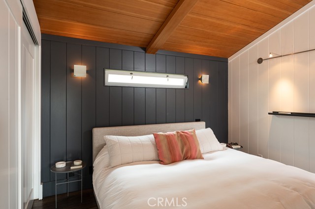 137 15th Street, Manhattan Beach, California 90266, 2 Bedrooms Bedrooms, ,2 BathroomsBathrooms,Residential,Sold,15th,SB22082552