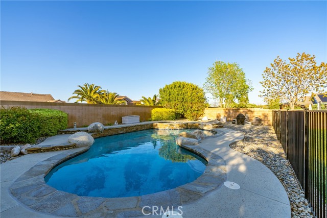 Detail Gallery Image 43 of 55 For 6021 Country Ln, Lancaster,  CA 93536 - 4 Beds | 3 Baths