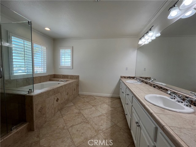 Detail Gallery Image 17 of 24 For 1431 Red Bird Ct, Redlands,  CA 92374 - 4 Beds | 3 Baths