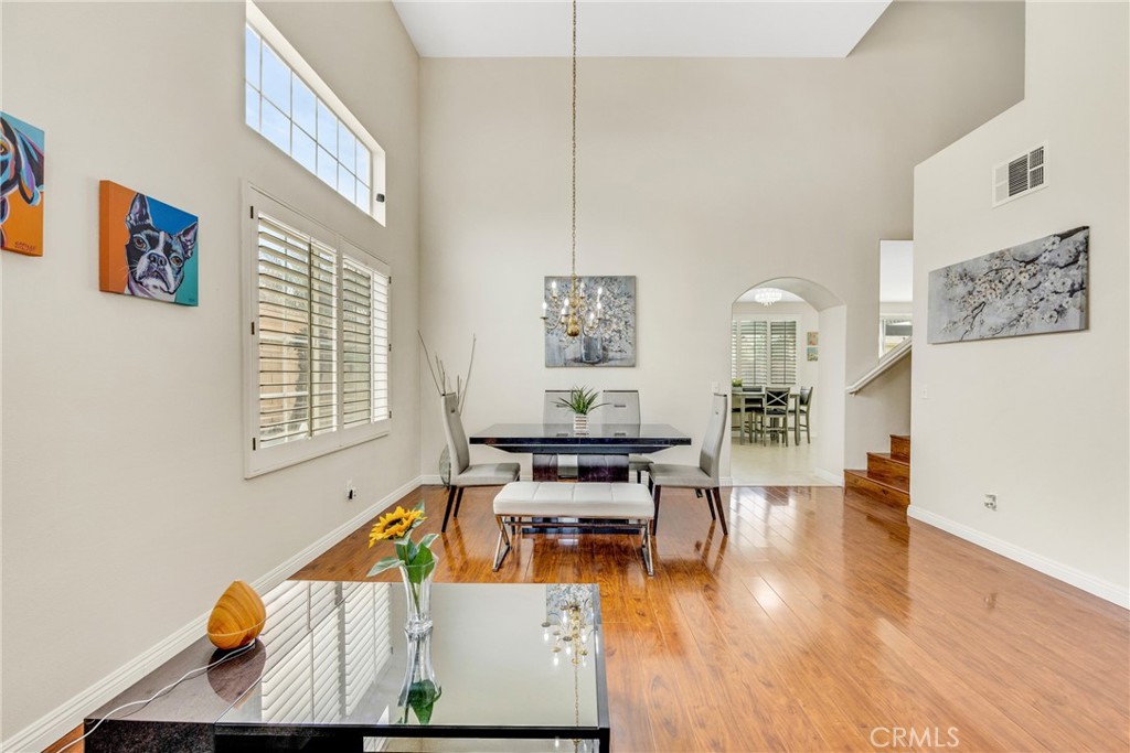 MLS #WS25153585 img 9