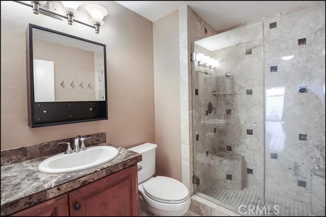 Detail Gallery Image 13 of 23 For 7 Oak Spring Ln, Aliso Viejo,  CA 92656 - 2 Beds | 2 Baths