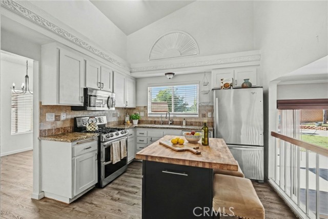 Detail Gallery Image 14 of 64 For 22320 Spur Brook Dr, Wildomar,  CA 92595 - 3 Beds | 2/1 Baths