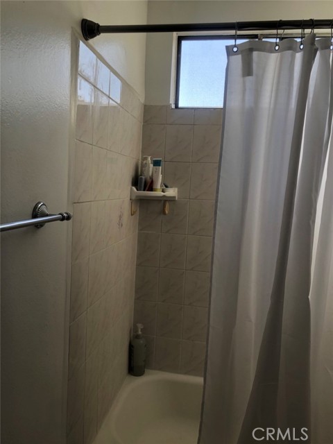 Detail Gallery Image 11 of 14 For 1661 Neil Armstrong St #223,  Montebello,  CA 90640 - 1 Beds | 1 Baths