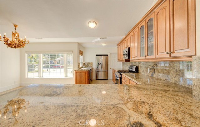 Detail Gallery Image 12 of 41 For 29 Silver Spring Dr, Rolling Hills Estates,  CA 90274 - 4 Beds | 2 Baths