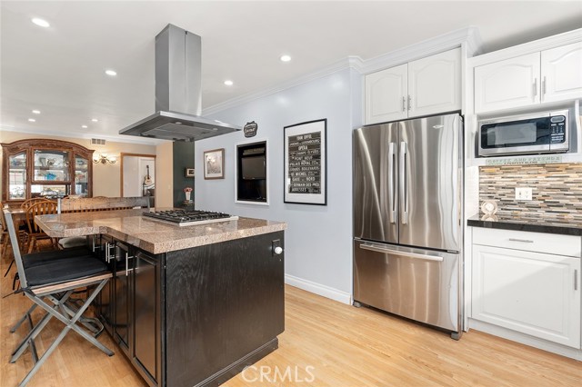10027 Montgomery Avenue photo 8