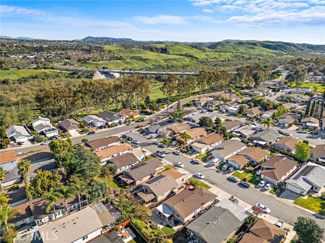 Detail Gallery Image 40 of 40 For 27271 Pinocha, Mission Viejo,  CA 92692 - 3 Beds | 2 Baths