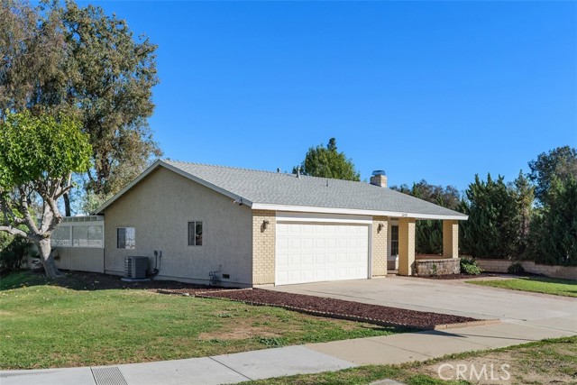 Detail Gallery Image 5 of 30 For 1691 W Ontario Ave, Corona,  CA 92882 - 4 Beds | 2 Baths