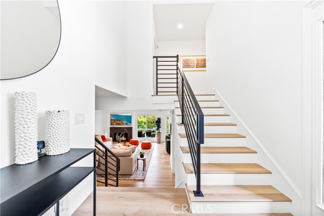 9 Jasmine Creek Dr, Corona del Mar CA: https://media.crmls.org/medias/d7e70c1f-e769-44ab-9944-952a0c5728d8.jpg