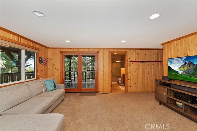 Detail Gallery Image 32 of 60 For 27276 Grizzly Ln, Lake Arrowhead,  CA 92352 - 4 Beds | 2 Baths