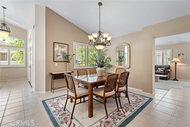 Detail Gallery Image 9 of 32 For 494 Bannister Way #B,  Simi Valley,  CA 93065 - 2 Beds | 2 Baths