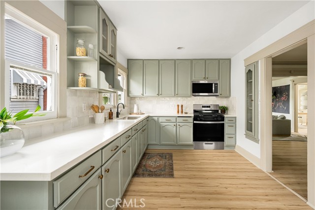 Detail Gallery Image 10 of 20 For 5738 7th Ave, Los Angeles,  CA 90043 - 3 Beds | 2 Baths