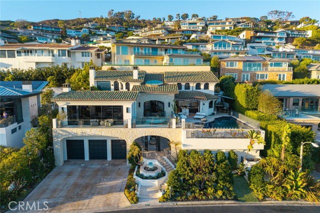 922 EMERALD BAY, Laguna Beach CA: https://media.crmls.org/medias/d7e81373-abbf-4f73-8ee9-fa1ef48a7741.jpg