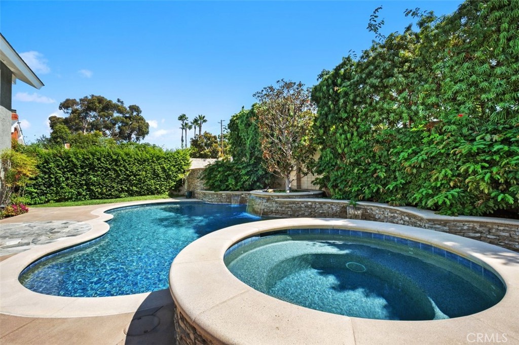 D7e81b81 2266 4d49 8acd 323595570433