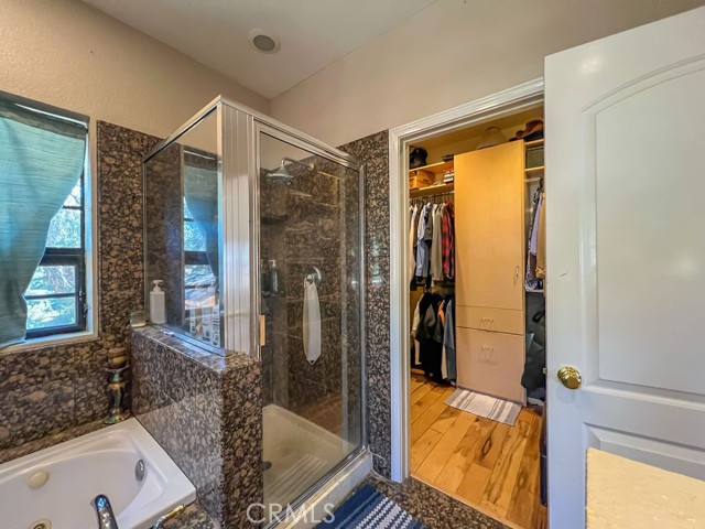 Image 28 of 66 For 16713 Sequoia Way