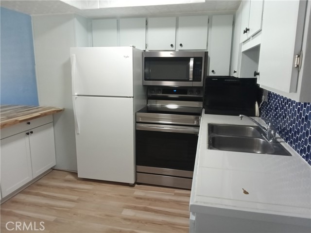 Image 2 of 11 For 64275 Spyglass